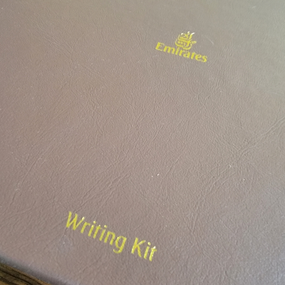NIB Emirates Airlines First Class Writing Kit - Picture 3 of 5